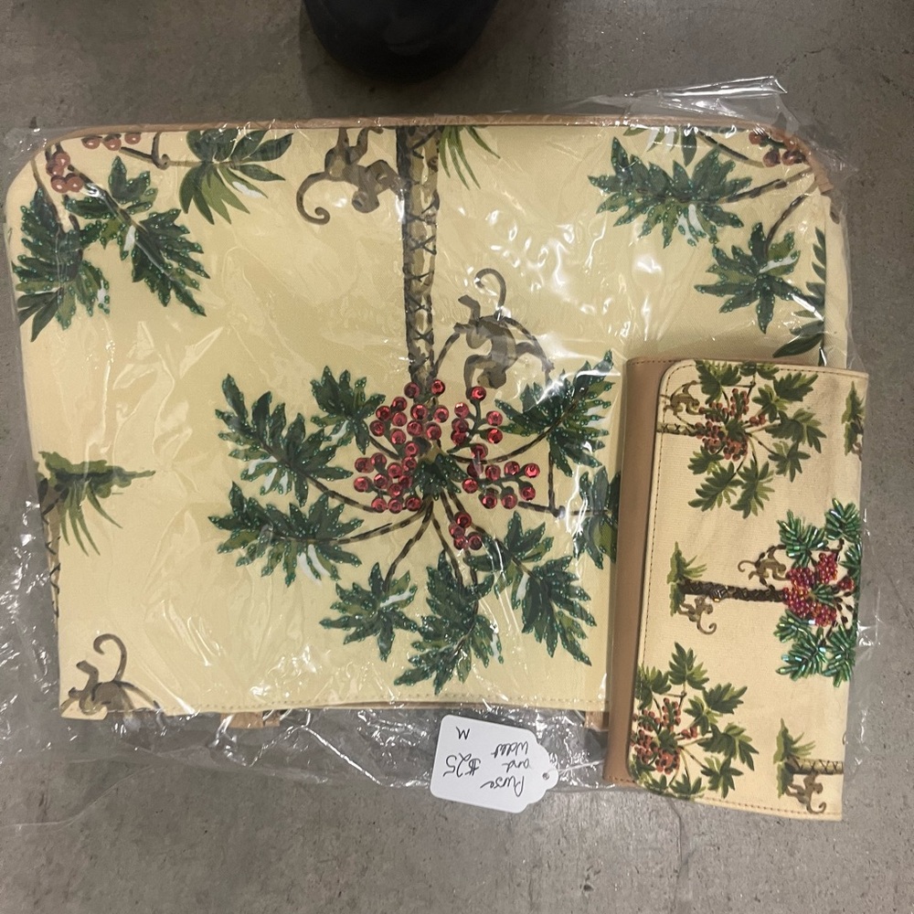 Purse and wallet